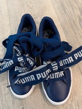 Puma Basket Heart Sneakers Navy Blue Women's Size 8 New No Box